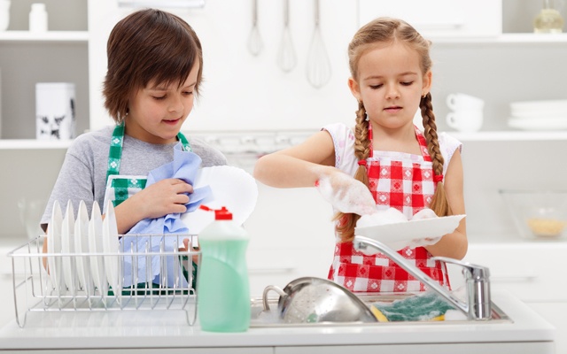 Дети и уборка в доме: как сделать процесс уборки эффективным
