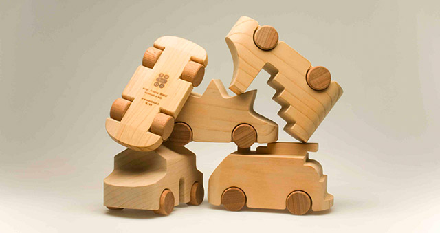 Уход за деревянными игрушками